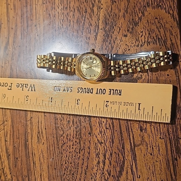 Women's Pierre Vallee Watch ⌚️ - Picture 4 of 6